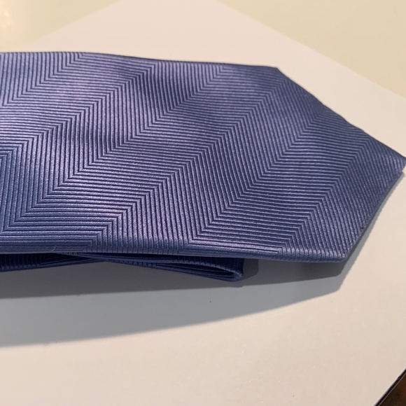 Bulgari SilkTie - Picture 2 of 3